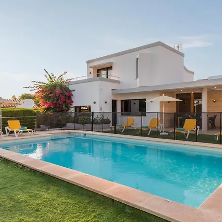 Casa En Urbanizacion Nou - Playa