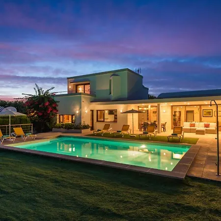 Ferienhaus Casa En Urbanizacion Nou - Playa *