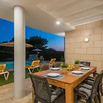 Casa En Urbanizacion Nou - Playa